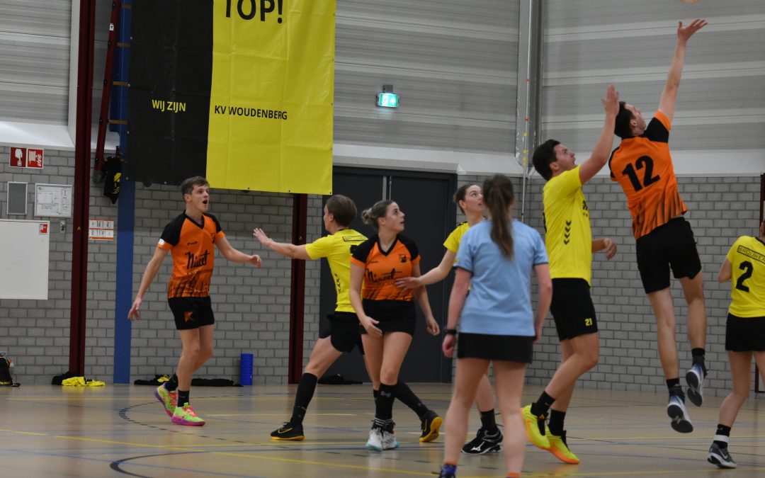 Tiel’72 ziet Woudenberg in slotfase langszij komen
