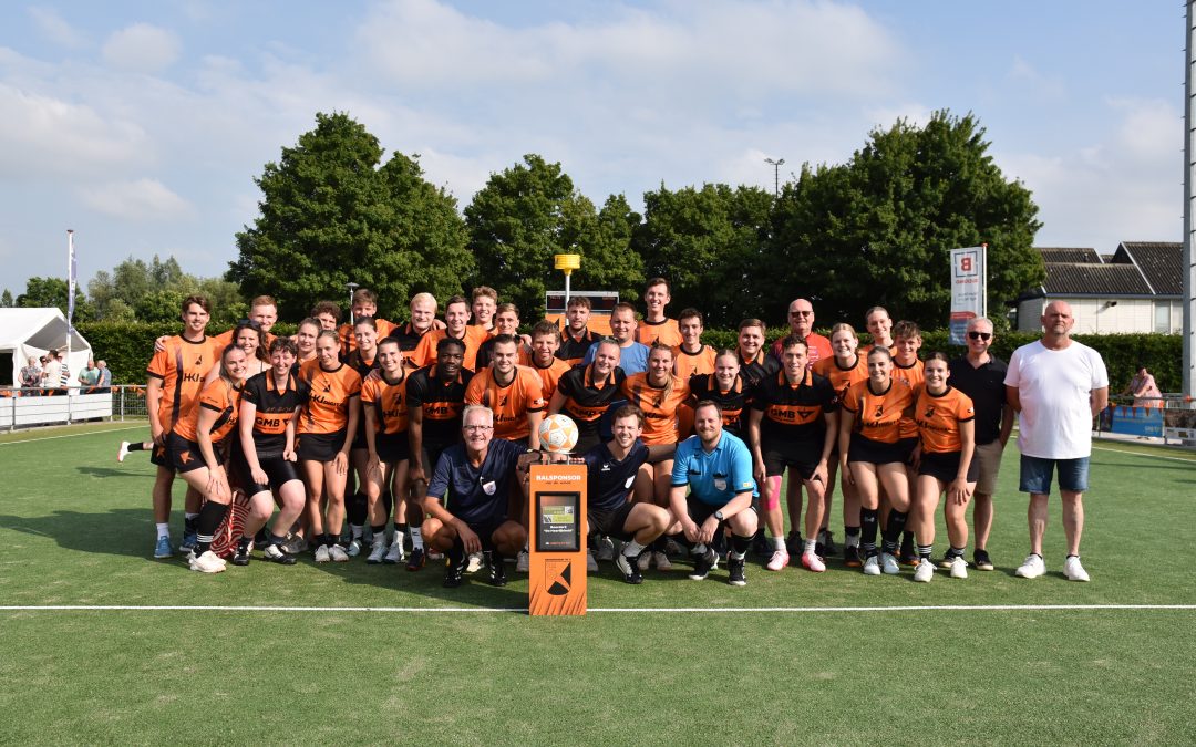 Tiel’72 haalt prachtig bedrag op voor het KWF met Benefietwedstrijd