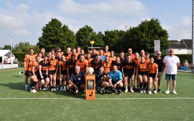Tiel’72 haalt prachtig bedrag op voor het KWF met Benefietwedstrijd